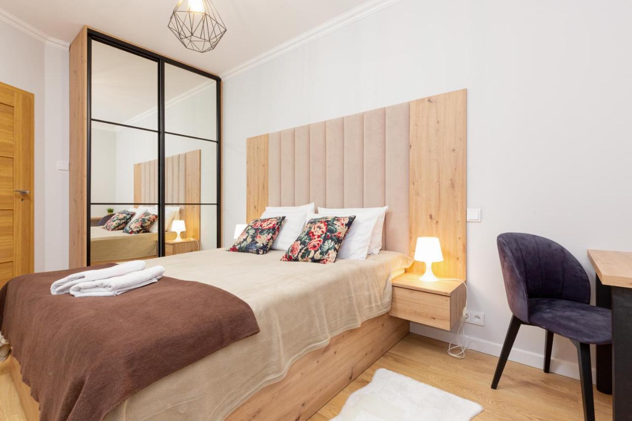 Apartments Arsenal Warsaw City Center By Noclegi Renters ภายนอก รูปภาพ