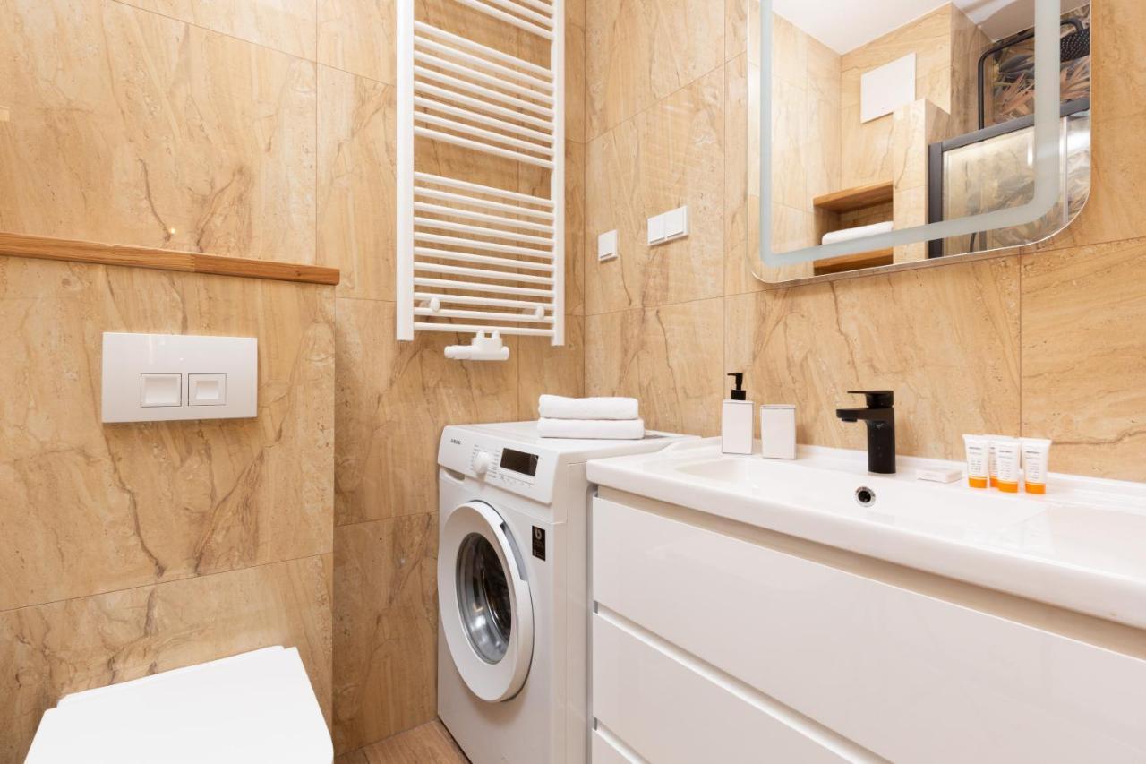 Apartments Arsenal Warsaw City Center By Noclegi Renters ภายนอก รูปภาพ